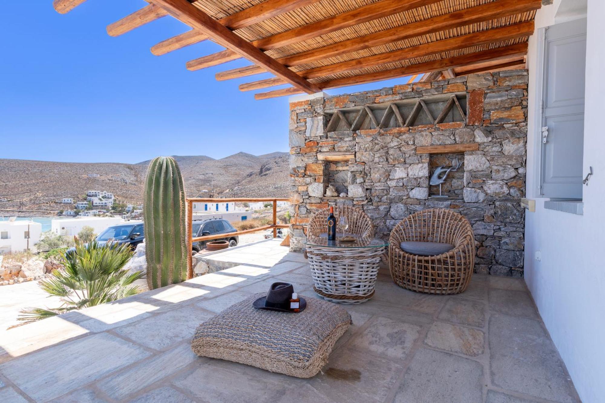 Onar Suites & Villas Karavostasis  Bagian luar foto